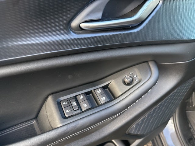 2025 Jeep Grand Cherokee GRAND CHEROKEE LAREDO 4X2