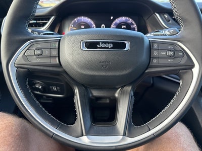 2025 Jeep Grand Cherokee GRAND CHEROKEE LAREDO 4X2