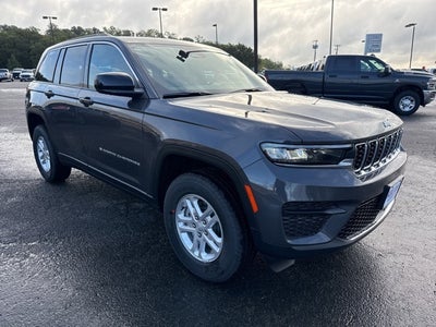 2025 Jeep Grand Cherokee GRAND CHEROKEE LAREDO 4X2