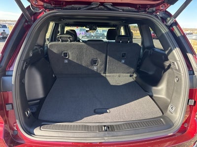 2025 Jeep Grand Cherokee GRAND CHEROKEE LAREDO X 4X2