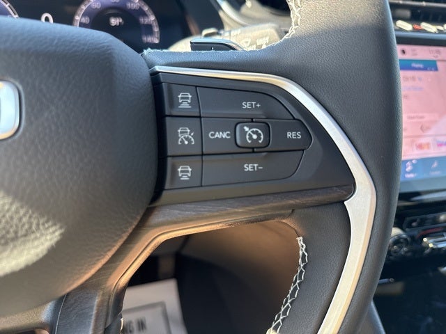 2025 Jeep Grand Cherokee GRAND CHEROKEE LIMITED 4X2