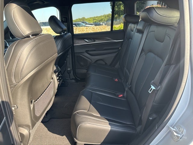 2025 Jeep Grand Cherokee GRAND CHEROKEE LIMITED 4X2