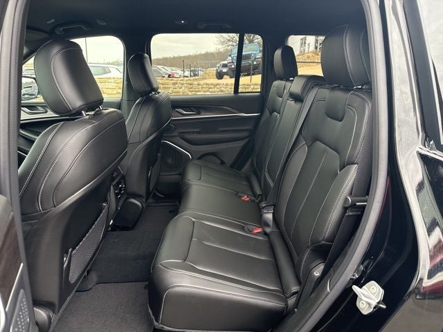 2026 Jeep Grand Cherokee GRAND CHEROKEE LIMITED 4X2