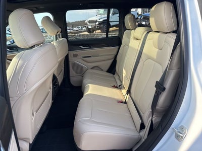 2026 Jeep Grand Cherokee GRAND CHEROKEE LIMITED 4X2