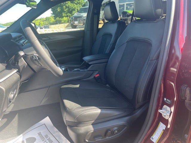 2025 Jeep Grand Cherokee GRAND CHEROKEE ALTITUDE 4X4