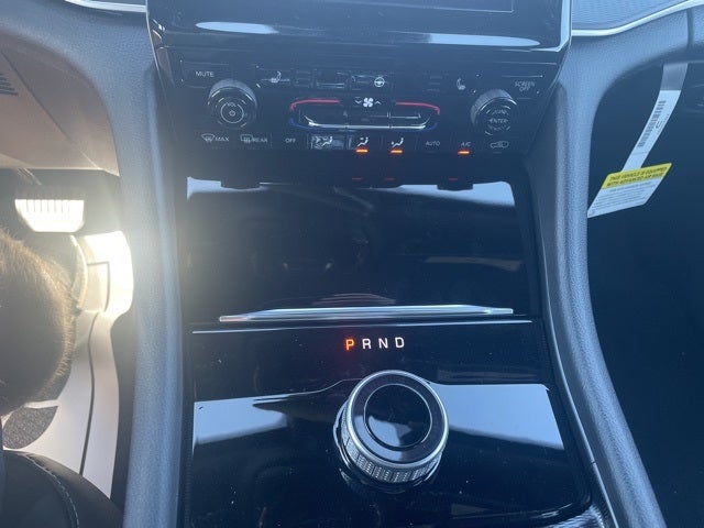 2025 Jeep Grand Cherokee GRAND CHEROKEE ALTITUDE 4X4