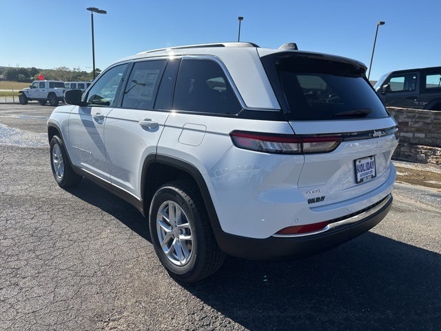 2025 Jeep Grand Cherokee GRAND CHEROKEE LAREDO X 4X4