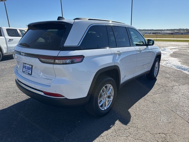 2025 Jeep Grand Cherokee GRAND CHEROKEE LAREDO X 4X4