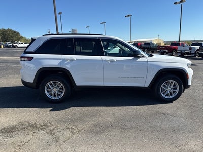 2025 Jeep Grand Cherokee GRAND CHEROKEE LAREDO X 4X4