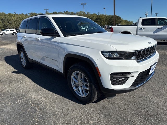 2025 Jeep Grand Cherokee GRAND CHEROKEE LAREDO X 4X4