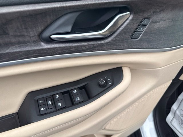 2027 Jeep Grand Cherokee GRAND CHEROKEE LIMITED 4X4