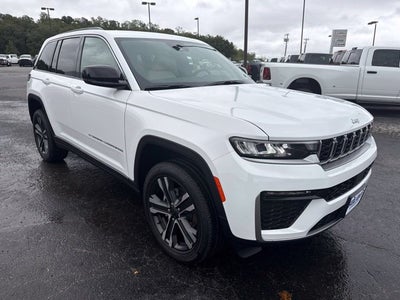2027 Jeep Grand Cherokee GRAND CHEROKEE LIMITED 4X4