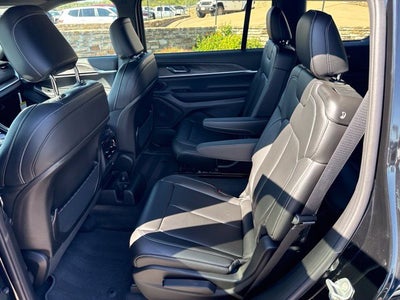 2027 Jeep Grand Cherokee GRAND CHEROKEE L LIMITED 4X4