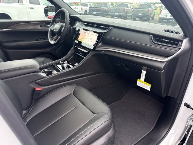 2027 Jeep Grand Cherokee GRAND CHEROKEE L LIMITED 4X4