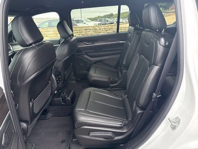 2027 Jeep Grand Cherokee GRAND CHEROKEE L LIMITED 4X4