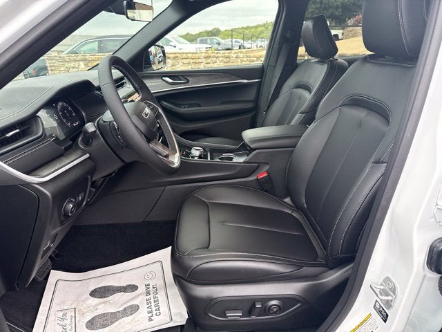 2027 Jeep Grand Cherokee GRAND CHEROKEE L LIMITED 4X4