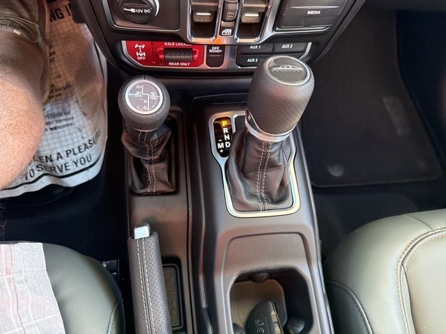 2026 Jeep Gladiator GLADIATOR MOJAVE X 4X4