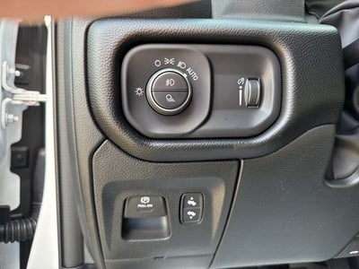 2026 RAM Ram 1500 RAM 1500 BIG HORN CREW CAB 4X2 5'7' BOX