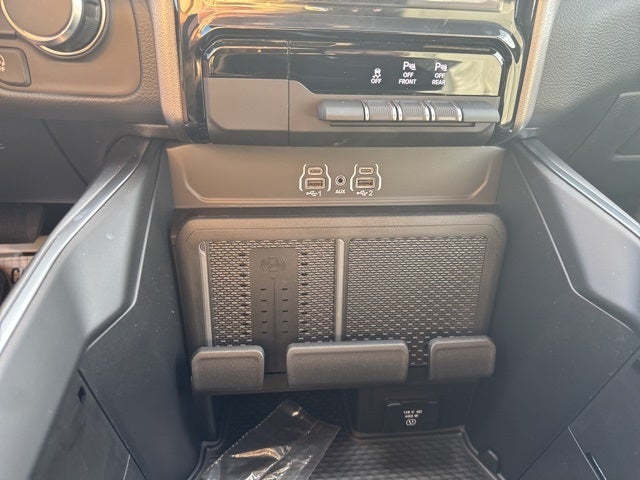 2026 RAM Ram 1500 RAM 1500 LONE STAR CREW CAB 4X2 5'7' BOX