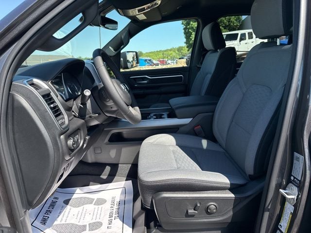 2026 RAM Ram 1500 RAM 1500 LONE STAR CREW CAB 4X2 5'7' BOX