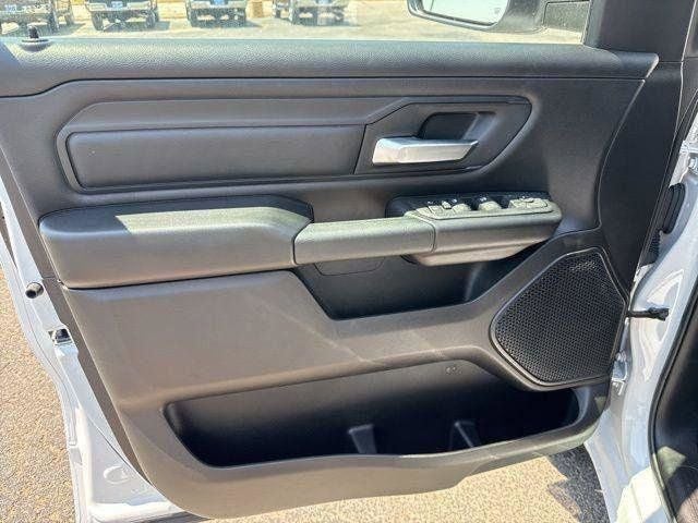 2025 RAM Ram 1500 RAM 1500 TRADESMAN QUAD CAB 4X4 6'4' BOX