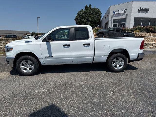 2025 RAM Ram 1500 RAM 1500 TRADESMAN QUAD CAB 4X4 6'4' BOX