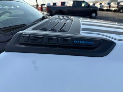 2026 RAM 1500 RAM 1500 LONE STAR CREW CAB 4X4 5'7' BOX
