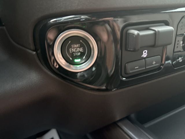 2024 GMC Sierra 3500HD 4WD Crew Cab Long Bed SLT