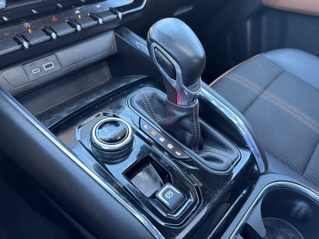 2024 GMC Canyon 4WD AT4