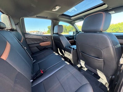 2024 GMC Canyon 4WD AT4