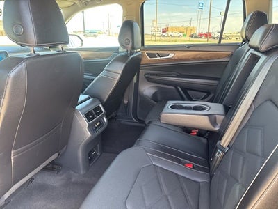 2024 Volkswagen Atlas 2.0T SE w/Technology