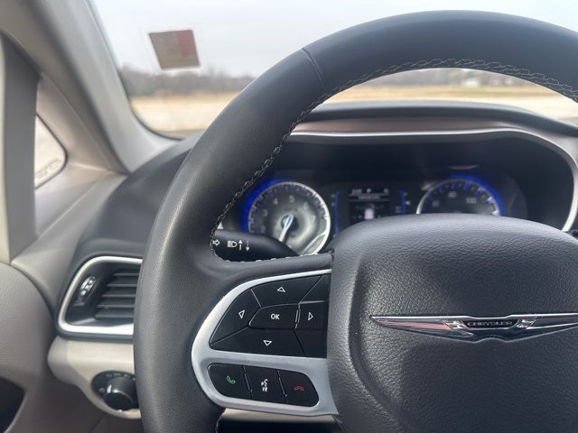 2024 Chrysler Voyager LX