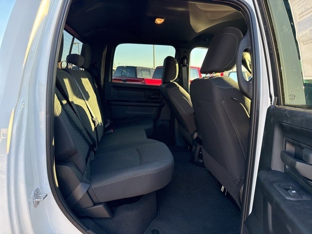 2026 RAM Ram 2500 RAM 2500 BLACK EXPRESS CREW CAB 4X4 6'4' BOX