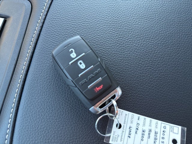 2026 RAM Ram 2500 RAM 2500 BLACK EXPRESS CREW CAB 4X4 6'4' BOX