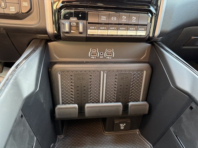 2025 RAM Ram 2500 RAM 2500 REBEL CREW CAB 4X4 6'4' BOX