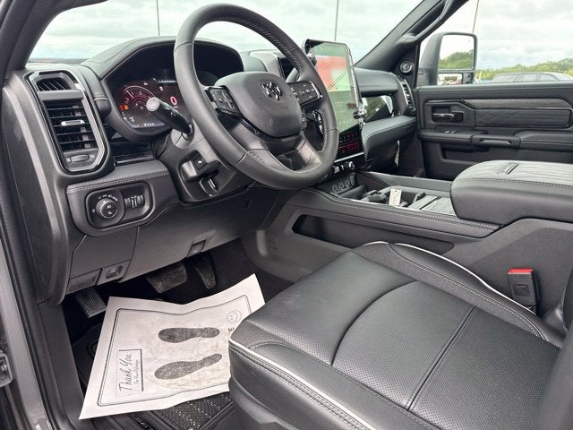 2027 RAM Ram 2500 RAM 2500 LIMITED MEGA CAB 4X4 6'4' BOX