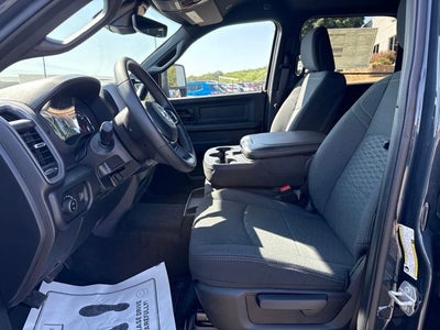 2026 RAM Ram 3500 RAM 3500 TRADESMAN CREW CAB 4X4 8' BOX