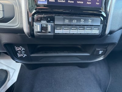 2026 RAM Ram 3500 RAM 3500 TRADESMAN CREW CAB 4X4 8' BOX