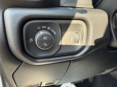 2026 RAM Ram 3500 RAM 3500 TRADESMAN CREW CAB 4X4 8' BOX