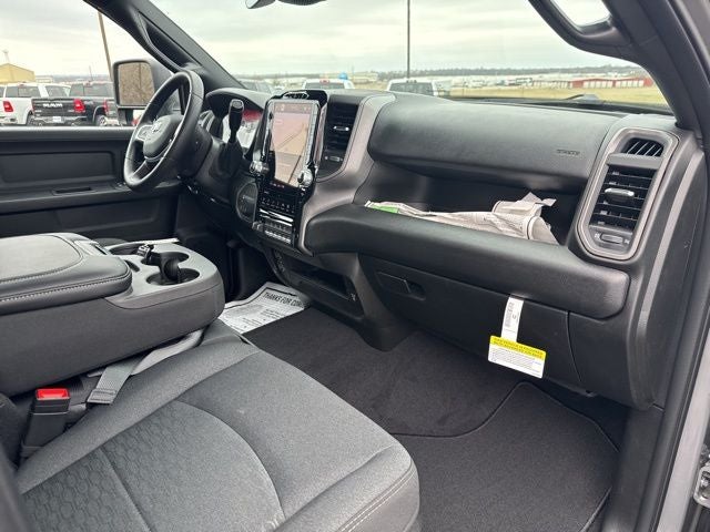 2026 RAM Ram 3500 RAM 3500 TRADESMAN CREW CAB 4X4 8' BOX