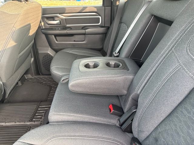 2026 RAM 3500 RAM 3500 LONE STAR CREW CAB 4X4 8' BOX