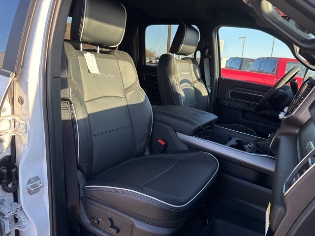 2026 RAM Ram 3500 RAM 3500 LARAMIE CREW CAB 4X4 8' BOX