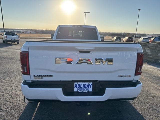 2026 RAM Ram 3500 RAM 3500 LARAMIE CREW CAB 4X4 8' BOX