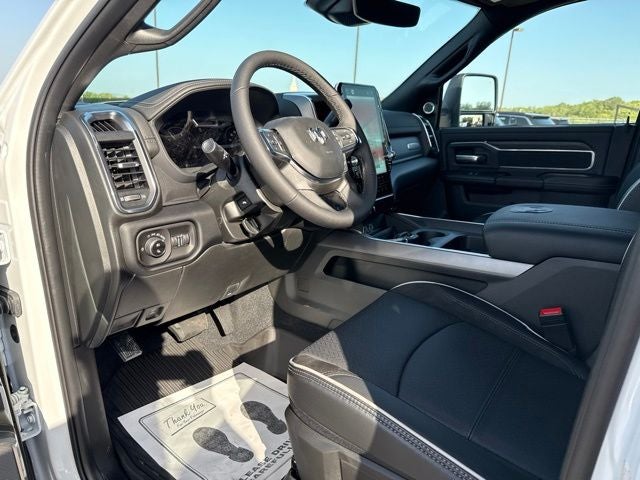 2026 RAM Ram 3500 RAM 3500 LARAMIE CREW CAB 4X4 8' BOX