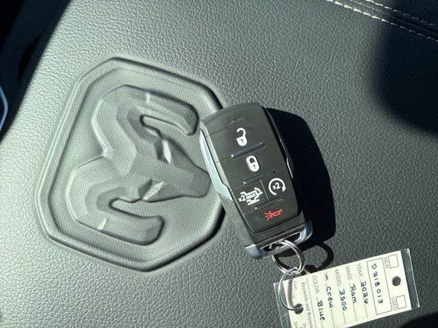 2026 RAM Ram 3500 RAM 3500 LARAMIE CREW CAB 4X4 8' BOX