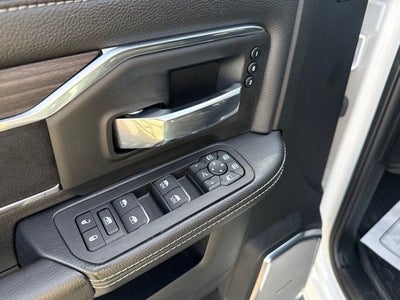 2026 RAM 3500 Laramie Crew Cab 4x4 8' Box