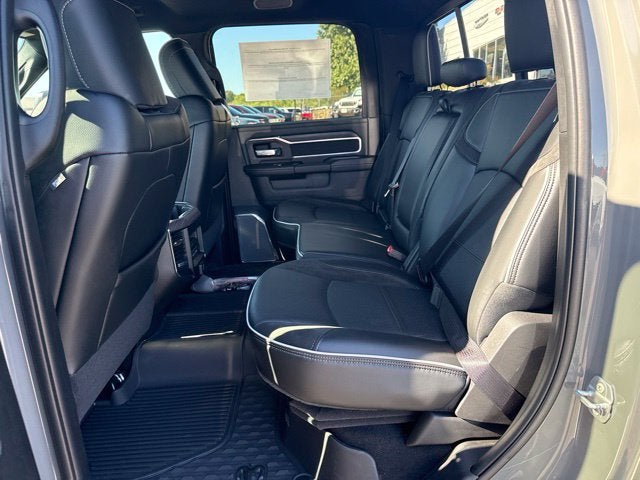 2027 RAM Ram 3500 RAM 3500 LARAMIE CREW CAB 4X4 8' BOX