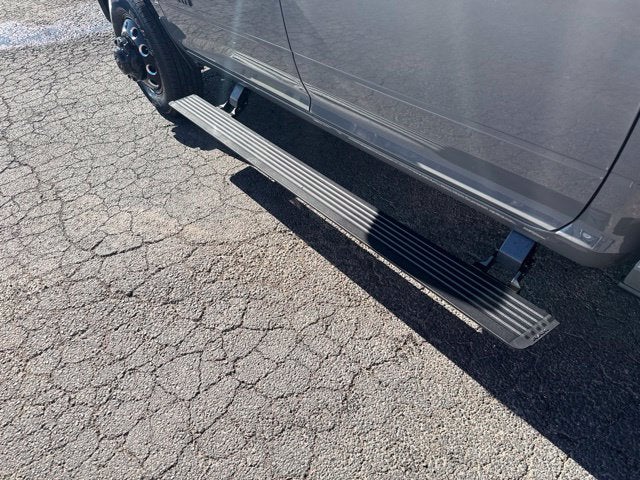 2027 RAM Ram 3500 RAM 3500 LARAMIE CREW CAB 4X4 8' BOX