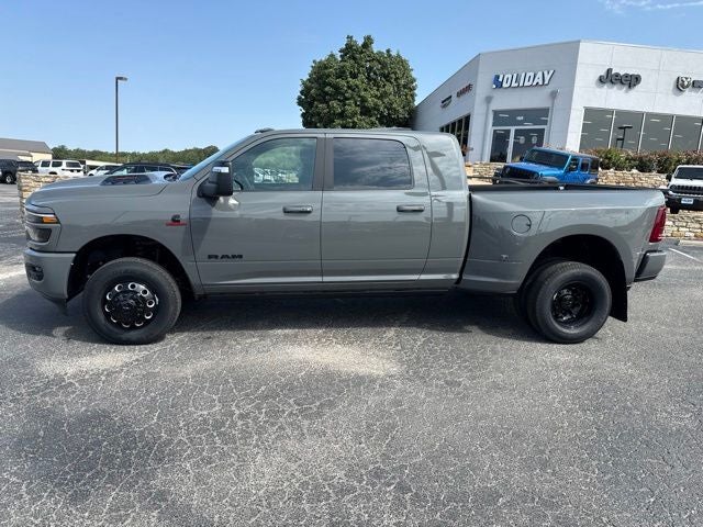 2026 RAM Ram 3500 RAM 3500 LARAMIE MEGA CAB 4X4 6'4' BOX