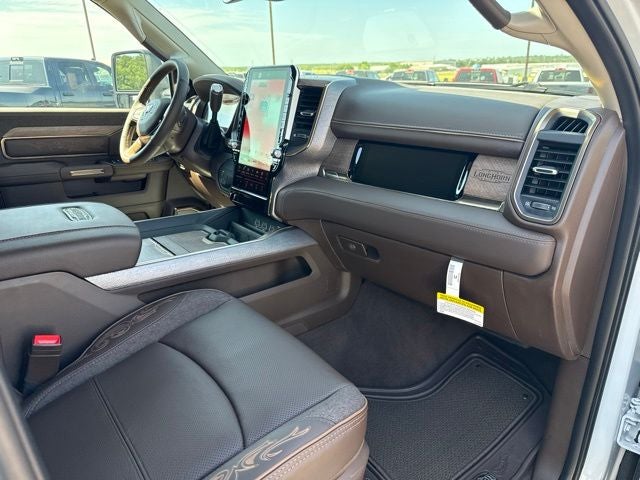 2026 RAM Ram 3500 RAM 3500 LIMITED LONGHORN MEGA CAB 4X4 6'4' BOX